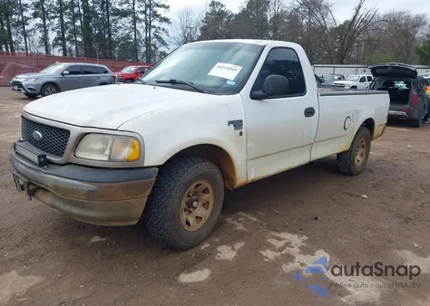 2001 Ford F-150 Xl/Xlt z USA, uszkodzony, nr VIN 2FTPF17Z61CA92958